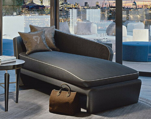 Casa Padrino Luxus Hotel Chaiselongue Grau / Wei� 178 x 98 x H. 80 cm - Massivholz Recamiere - Hotel M�bel - Luxus Qualit�t - Made in Italy