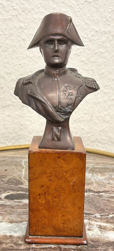 Casa Padrino Luxus Deko Bronze Napoleon B�ste auf Holzsockel Antik Bronze / Braun 10 x 7 x H. 24 cm - Bronzefigur - Dekofigur - Deko Accessoires