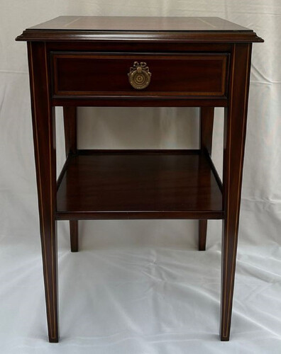 Casa Padrino Luxus Jugendstil Mahagoni Beistelltisch mit Schublade Braun 40 x 40 x H. 61 cm - Massivholz Nachttich - Barock & Jugendstil M�bel