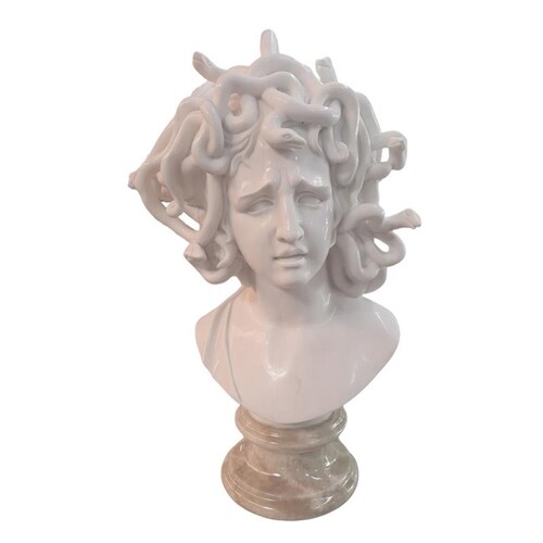 Casa Padrino Luxus Marmor Skulptur B�ste Medusa Wei� / Beige - Handgefertigte Marmorb�ste - Deko Skulptur
