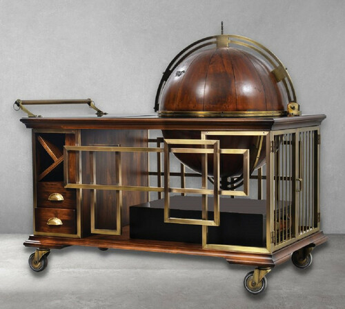 Casa Padrino Luxus Vintage Stil Servierwagen Braun / Schwarz / Messing / Gr�n 136 x 77 x H. 122 cm - Hotel Trolley mit Globus Weinflaschenhalter - Luxus Accessoires - Vintage Stil Accessoires