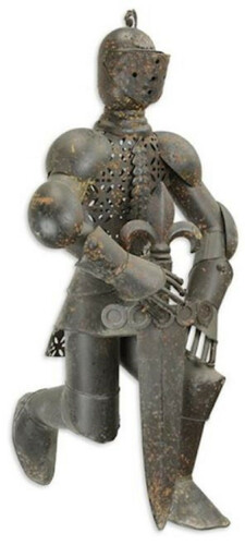 Casa Padrino Mittelalter Ritterr�stung Grau / Rostfarben 37 x 36,6 x H. 68,4 cm - Metall Ritter mit Schwert - Mittelalter Deko Accessoires