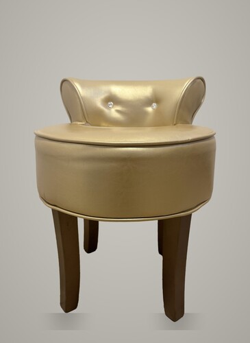 Casa Padrino Sitzhocker mit R�ckenlehne Gold 50 x H. 62 cm - Gepolsterter Hocker mit Kristallkn�pfen