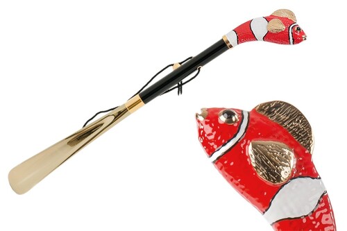 Schuhanzieher Roter Fisch - Buchenholz-Stange, Schaufel aus ABS, Griff aus Emailliertem Messing - Handmade in Italy