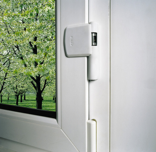 Abus Fenster-Schanierseiten-Sicherung FAS101 - Sicherheitslevel 10 - Stahl, Druckwiderstand >1 t - VdS/DIN gepr�ft - 1 Stk.