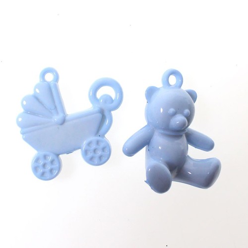 20 Streuteile B�r / Kinderwagen 4cm Acryl Taufe Geburt Tischdeko blau / rosa 