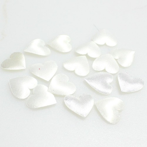 800 Herzen Stoff gl�nzend soft 12mmx13mm Klebepunkt Streudeko Streuherzen Hochzeit 