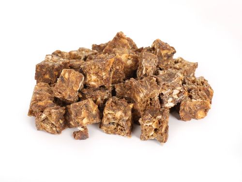 Fisch W�rfel mit Dorsch Flunder und Lachs