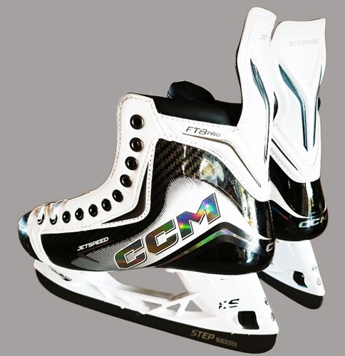 CCM Jetspeed FT8 Pro White Schlittschuhe Senior   PRO RETURN-Ware mit Besch�digungen
