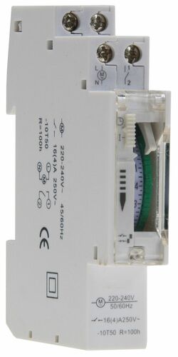 analoge Tages-Zeitschaltuhr f�r Schalttafel-Einbau, 230V, max. 3500W