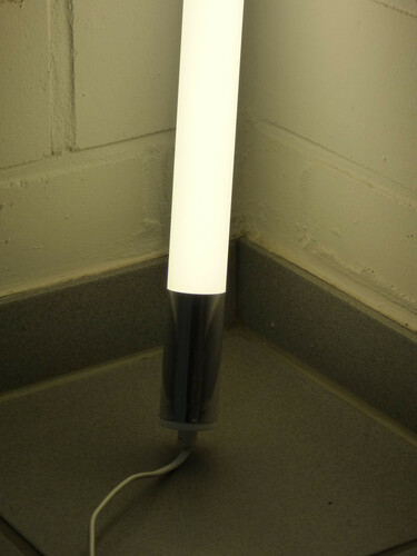 4513 LED VISION Rhre matt 153cm schwarze Kappe Neutral Wei  