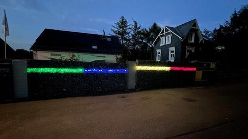 Bild Gabionen Anlage Bunt