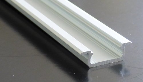 6588 ALU Profil Unterputz 100 cm silber eloxiert 