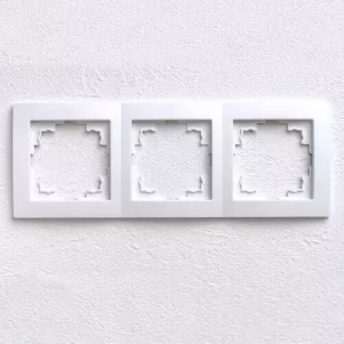 7736 Levina Schalter Serie Kunststoff Rahmen 3-fach