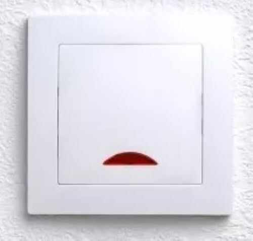 7783 Levina Kunststoff 1 x Schalter + Kontrolllampe wei� 