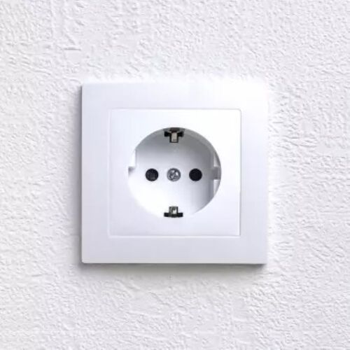 7791 Levina Kunststoff 1 x Schukosteckdose wei� 16 Ampere 