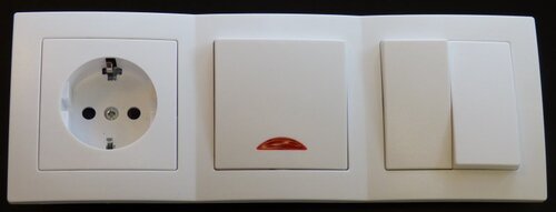 7810 Levina Kunststoff 1 x Wechsel 1 x Serien 1 x Schuko Dose