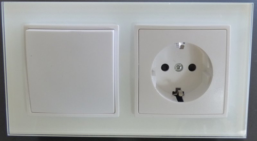 7899 Abelka Nuovo wei� 1 x Wechsel Schalter 1 x Schuko Dose 