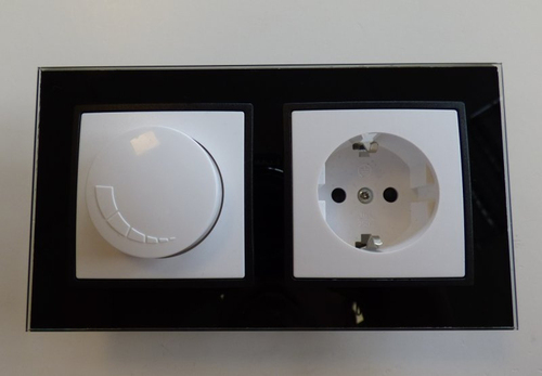 7988 Abelka Nuovo schwarz GLAS Dimmer + Steckdose schwarz