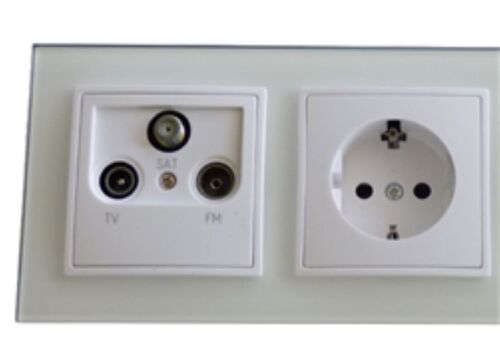 8295 Abelka Nuovo wei� GLAS 1 x Schuko 1 x Antennendose