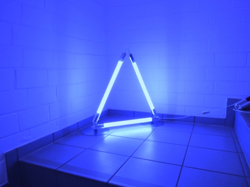 9232 LED Stab Leuchte DEL 3 x 9 Watt Leuchtst�be a 65 cm blau 