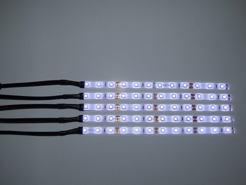 2883 LED Regal Beleuchtung kalt wei� 5 x 0,3 m incl. Netzteil + Fernb.