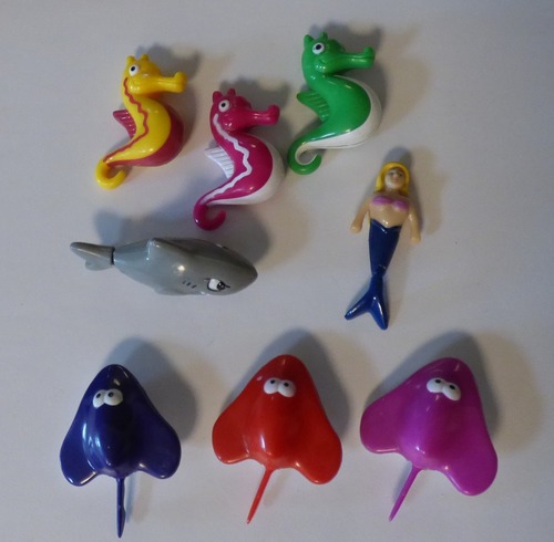 3296 DEKO Set 18 St�ck Seepferde Clown Div. Fische auch f. Wassers�ule