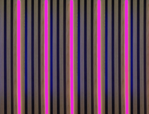 3712 LED Leuchte Kunst. Schiene 4x125cm Pink