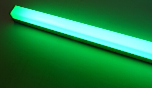 5653 LED ALU Leuchte Aufsatz wei� 6 x 50cm Fernbedienung Gr�n