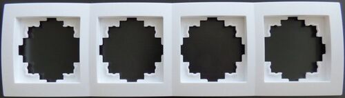 7737 Levina Kunststoff Rahmen 4-fach 