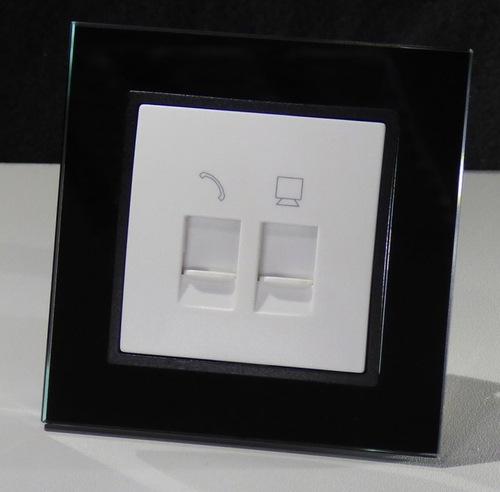 7839 Abelka Nuovo schwarz GLAS 1x  RJ45 + RJ11Dose