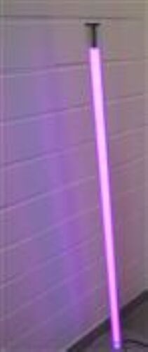 8239 LED Leuchtstab 18 Watt pink 1600 Lumen 123 cm IP-44 Aussen