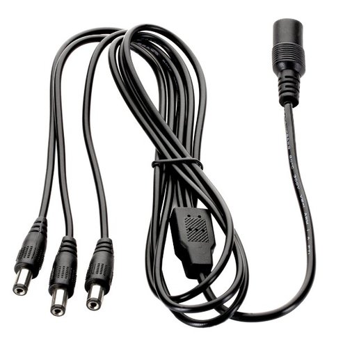 691 Verteiler Kabel f�r Netzteil 1 x Kupplung - 3 x Stecker