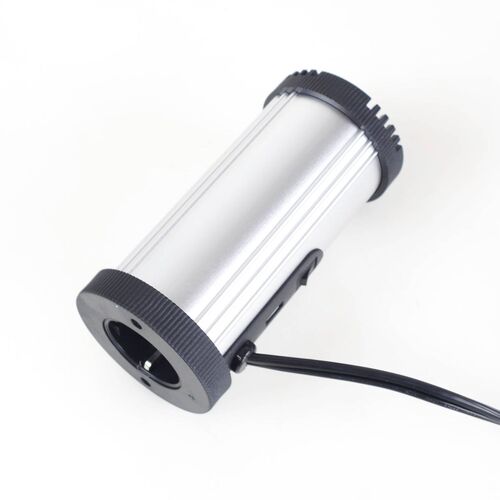 Spannungswandler 150W mit USB f�r Dosenhalter Auto 12V auf 230V Aluminium LED