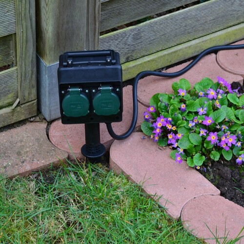 Gartensteckdose 4-fach mit Erdspie� Verteiler Steckdose Garten Stromverteiler