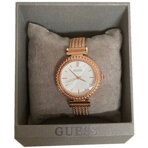 Guess Damen Armbanduhr Modell Monroe W1143L1 fein und elegant in rosa ros� 