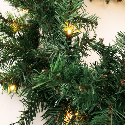 Batteriebetriebene XXL LED-Tannengirlande 8,10?m - f�r innen & au�en