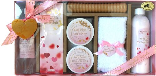 RAPHAEL ROSALEE COSMETICS Bade- und Pflegeset Perfect Love No. 079 (7-teilig) mit Rose - Badegeschenkset mit Massageroller, Handtuch, Badesalz, K�rperbutter K�rperpeeling uvm.