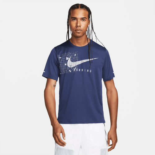 Nike Herren T-Shirt M Nk Df Uv Miler Rundvn Ss Gfx