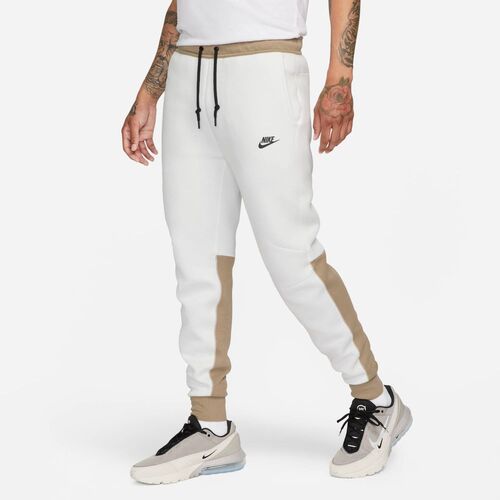 Nike M Nk Tch Flc Jggr Jogginghose