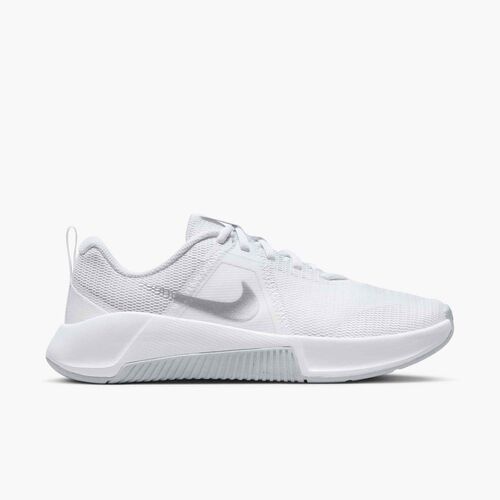Nike Nike Mc Trainer 3 WomenS Workout S - white/mtlc platinum-photon dust