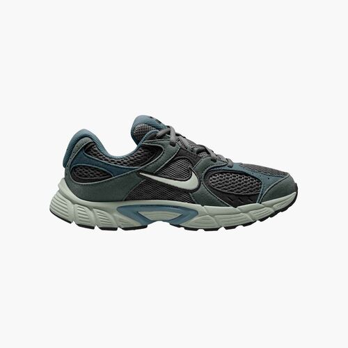 Nike Nike V5 Runner Suede Big Kids Shoe - tm black/spruce aura-mineral slate