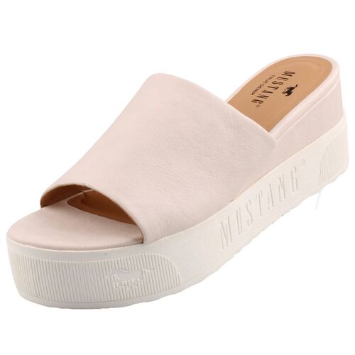 Mustang Damen Plateau-Pantoletten Beige/Ivory