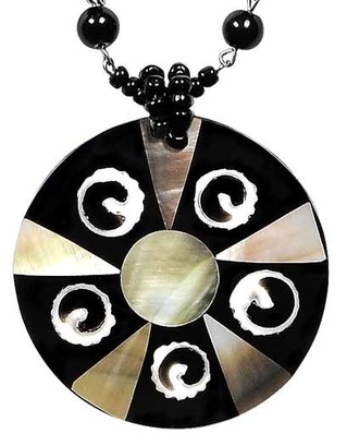 Hals-Kette mit Muschel-Anh�nger Hals-Schmuck