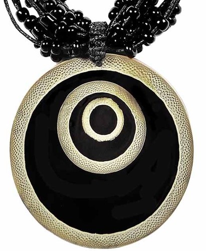 Hals-Kette mit Bambus-Anh�nger Hals-Schmuck