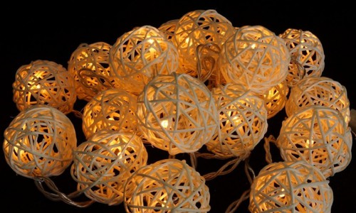 Rattan - Ball - LED - Lichterkette in verschiedenen Farben
