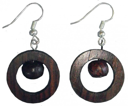 Ohrringe aus Holz