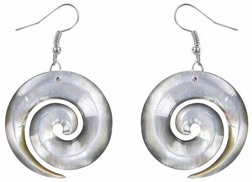 Ohrringe mit Muscheln