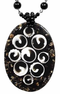 Hals-Kette mit Muschel-Anh�nger Hals-Schmuck