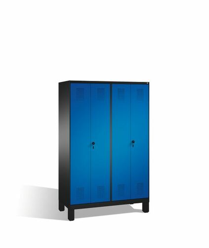 Spind | Doppelspind auf F��en, 4 Abteile f�r 2 Personen, Abteilbreite 300 mm